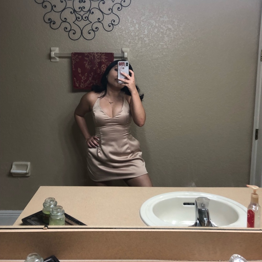 Fashion Nova beige dress